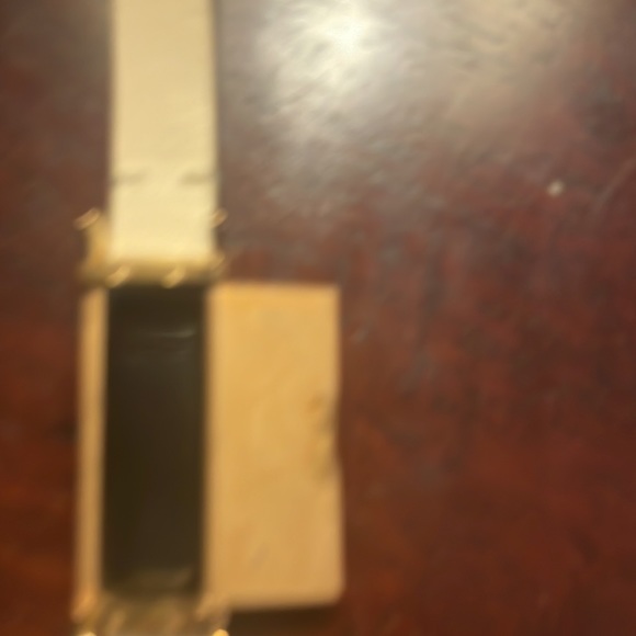 Tory Burch FitBit wrap watch - Picture 11 of 12